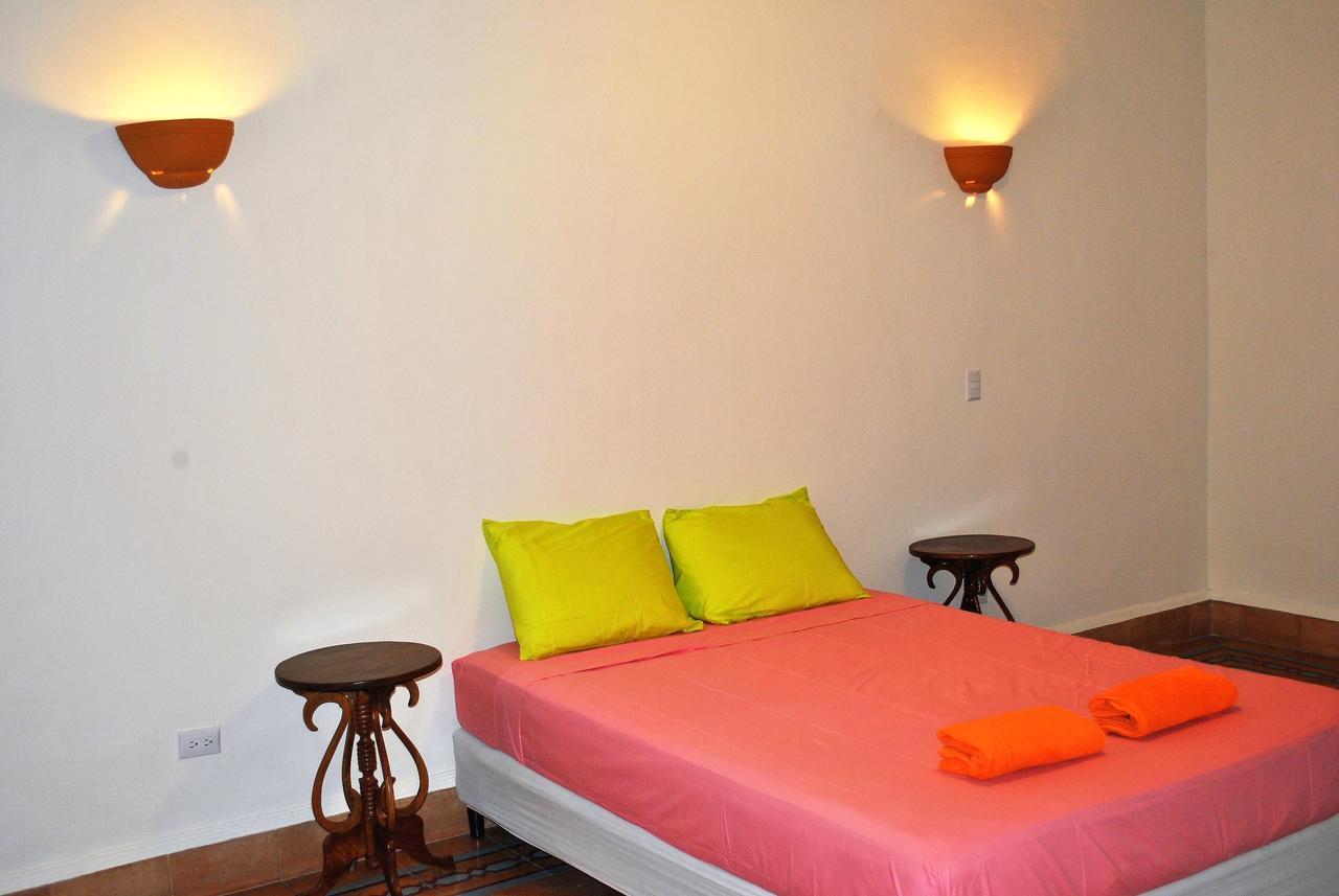 Aparthotel Casa Calala Granada Zewnętrze zdjęcie